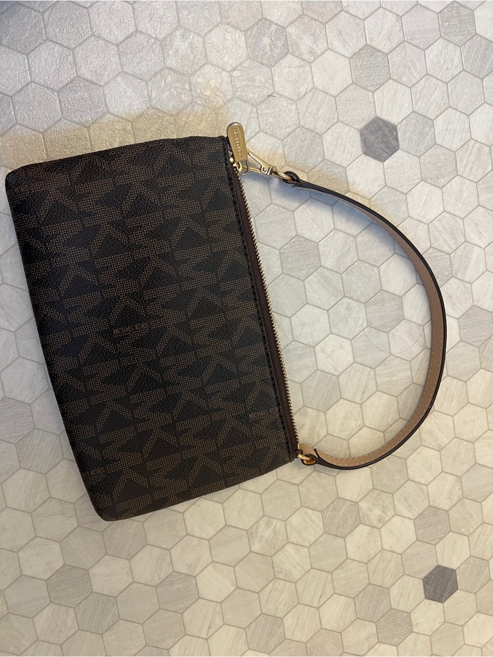 NWOT Michael Kors Brown Logo Wristlet Pouch - Picture 8 of 8
